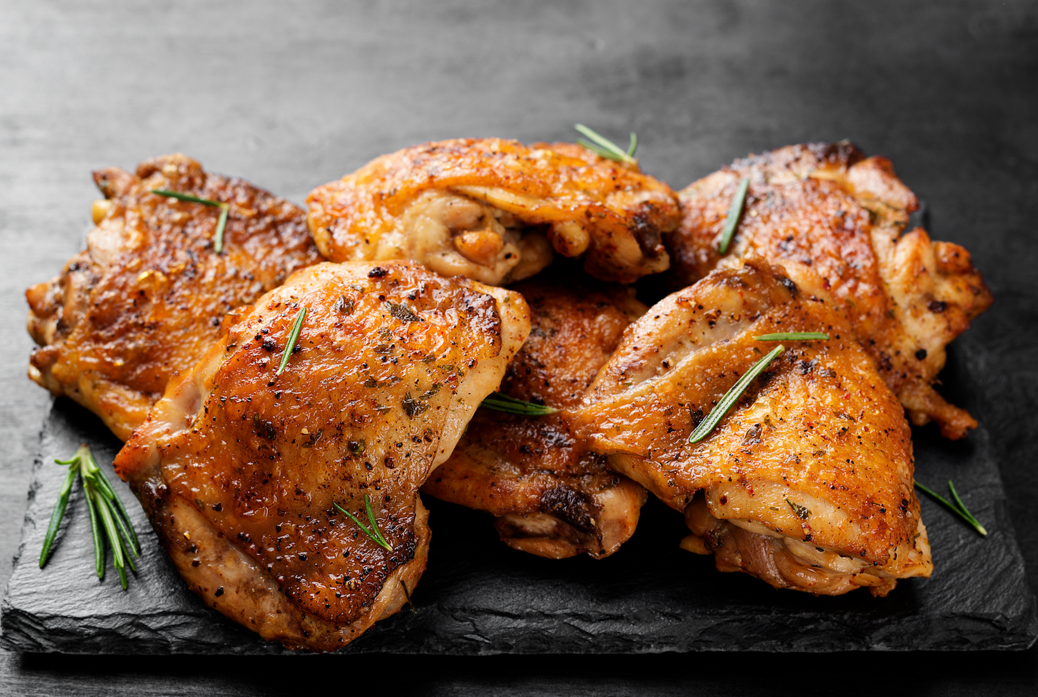 Whiskey Barrel Smoked Chicken Thighs Recipe | Bradley Smokers | | Bradley Smoker Europe